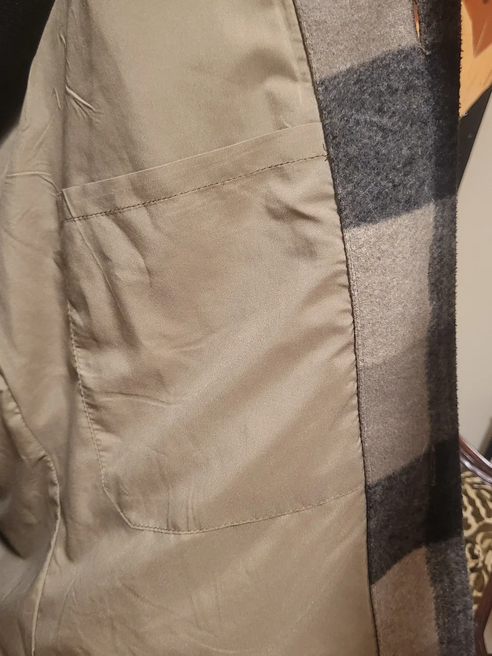 Banana Republic Gray & Tan Plaid Shirt Jacket
